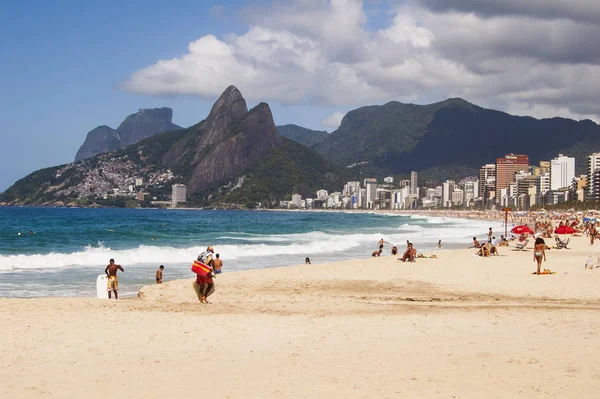 Rio Brezilya Kasım 2005 Ipanema Plajı Gökyüzünde Bazı Bulutlarla Gün — Stok fotoğraf