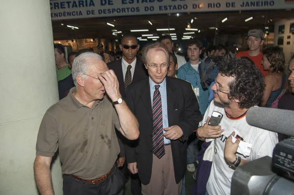 Rio Janeiro Brazil Feb 2006 Franz Beckenbauer Puts His Foot — стоковое фото