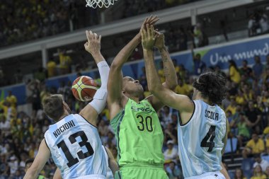 Rio, Brezilya - 13 Ağustos 2016: Brezilya (Bra) Arena Carioca 1 'de Arena Carioca' ya karşı oynanan basketbol maçında Rafael Hettsheimeir (Bra)