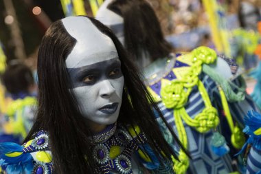 Rio, Brezilya - 23 Şubat 2020: Samba okulu Portela 'nın Marques de Sapucai Sambodromo' daki geçit töreni