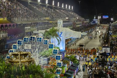 Rio, Brezilya - 24 Şubat 2020: Samba okulu Unidos da Tijuca 'nın Marques de Sapucai Sambodromo' da geçit töreni
