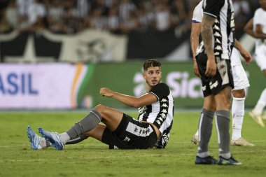 Rio, Brezilya - 10 Mart 2020: Pedro Raul, Botafogo ve Parana arasında Nilton Santos Stadyumu 'nda oynanan Brezilya Kupası karşılaşmasında