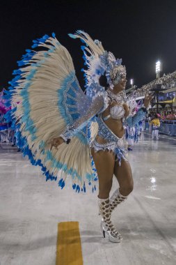 Rio, Brezilya - 22 Şubat 2020: Samba Okulu Akademicos do Sossego 'nun Marques de Sapucai Sambodromo' da geçit töreni