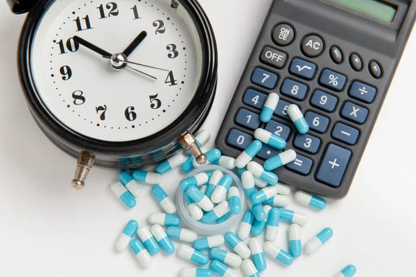 How Calculate Cost Medicines Time Image Clock Pills Calculator White — Stock Photo, Image