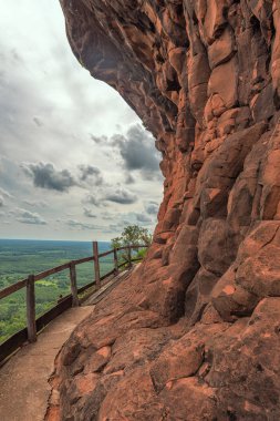 WAT Phutok Tapınağı ve doğa Bungkan Tayland at
