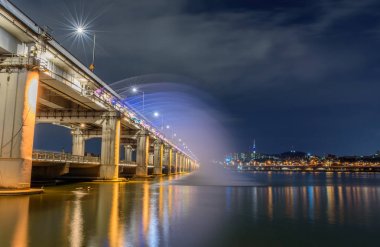 Gece Banpo köprüyü Seul, Kore
