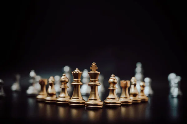 Leader Koncepce Úspěšné Obchodní Soutěže Strategie Šachovnicové Hry — Stock fotografie