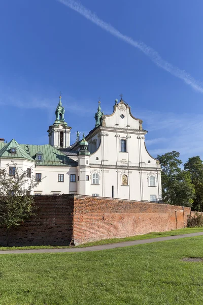 Iglesia en Skalka, Monasterio de los Padres Paulinos, Cracovia, Polonia . — Foto de Stock