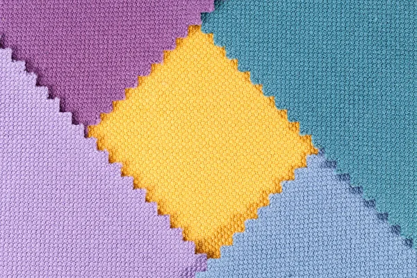 Skład kolorowe kawałki tkaniny bawełnianej ząbkowane — Zdjęcie stockowe