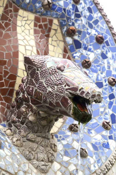 stock image Mosaic snake by Gaudi in Park Guell, Barcelona, Spain