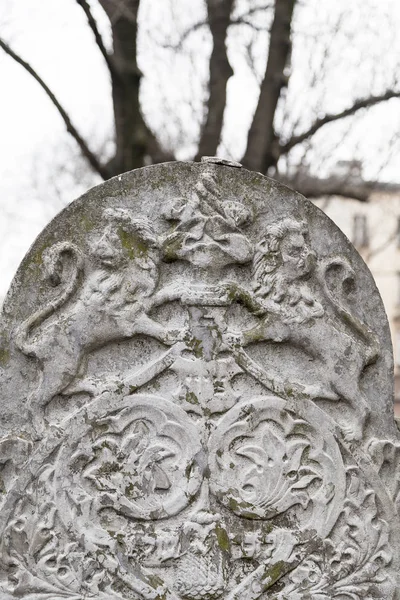 Tombstone (matzeva) no Cemitério Remah, Cracóvia, Polónia — Fotografia de Stock