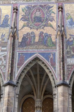 14. yüzyılda St. Vitus Katedrali, cephe, Mozaik, son karar, Prague, Çek Cumhuriyeti