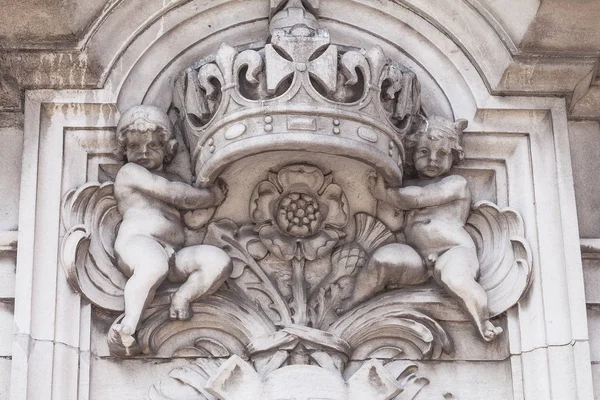 Букінгемський палац, деталі декоративний паркан, Лондон, Велика Британія — стокове фото