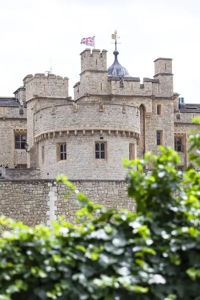 Tower of London, středověké obranné budovy, Londýn, Velká Británie — Stock fotografie