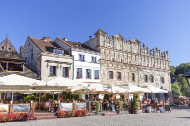 Pazar içinde eski şehir, Kazimierz Dolny Vistula Nehri, Polonya