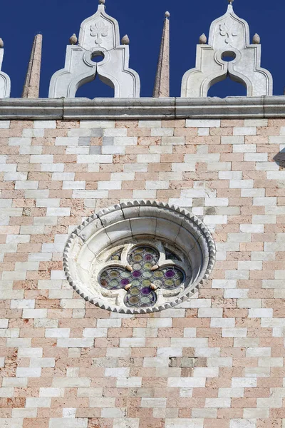 Palais des Doges sur la Piazza San Marco, façade, Venise, Italie . — Photo