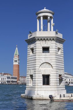 Deniz feneri San Giorgio Maggiore ve görünümü üzerinde kule St Mark's Campanile, Venedik, İtalya