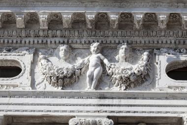 Ulusal Kütüphane, St Mark's (Biblioteca Marciana), kabartma cephesinde, Venedik, İtalya