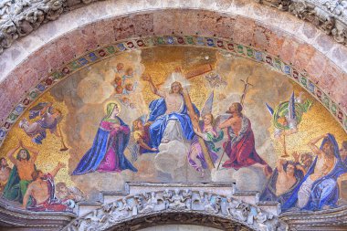 San Marco Bazilikası'na (Basilica di San Marco), mozaik cephesinde, Venedik, İtalya