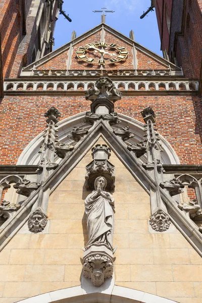 Wroclaw Cathedral (kathedraal van St. Johannes de Doper), gotische stijl kerk, Wroclaw, Polen — Stockfoto