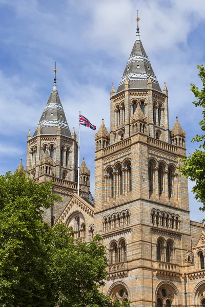 Natural History Museum with ornate terracotta facade, Victorian architecture, London, United Kingdom — Stock Photo, Image