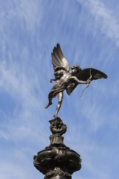 Shaftesbury Memorial Fountain, socha mytologické postavy Anteros, Piccadilly Circus, Londýn, Velká Británie — Stock fotografie