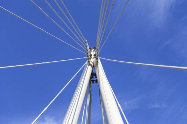 Hungerford Köprüsü ve Golden Jubilee Bridges Ayrıntılar inşaat, Londra, İngiltere Thames Nehri üzerinde.