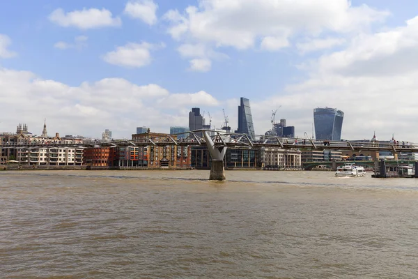 Modern office buildings in London, central business district, City of London, Londres, Reino Unido . — Fotografia de Stock