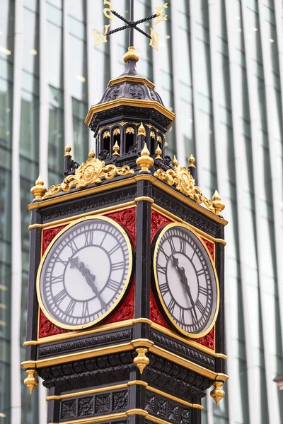 Lite Ben på Victoria Street, Westminster, London, Storbritannien — Stockfoto