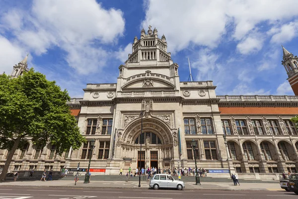 Victoria and Albert Museum, South Kensington, Londres, Reino Unido — Foto de Stock