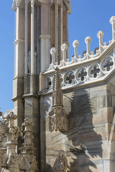밀라노 대성당 (두오모 디 밀라노), 고딕 양식의 교회, 밀라노, 이탈리아. — 스톡 사진
