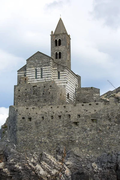 Medieval church of St. Peter, Portovenere, Cinque Terre; Italy — Stock Photo, Image
