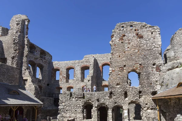 Ogrodzieniec Podzamcze Poland August 2017 Ruins 14Th Century Medieval Castle — Stok fotoğraf