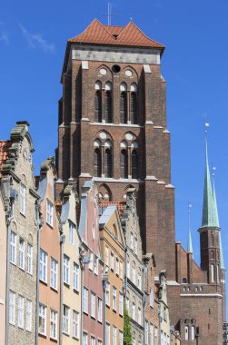 16. yüzyıl tuğla gotik St. Mary Kilisesi, dışı, Gdansk, Polonya.
