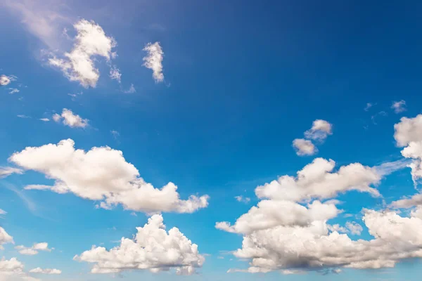 Blue Color Sky White Clouds Low Level Bright Fresh Sparse — Stock Photo, Image