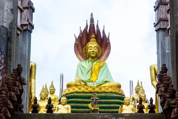 Arquitetura de estátua de Buda em Laos — Fotografia de Stock