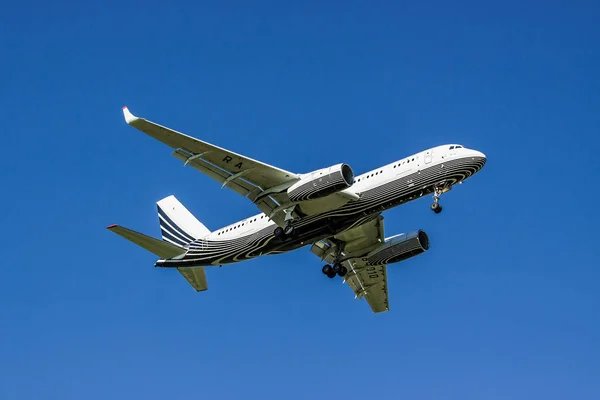 Ту-204-300a Пасажир літак — стокове фото