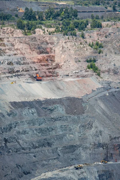 Minerale di ferro opencast — Foto Stock