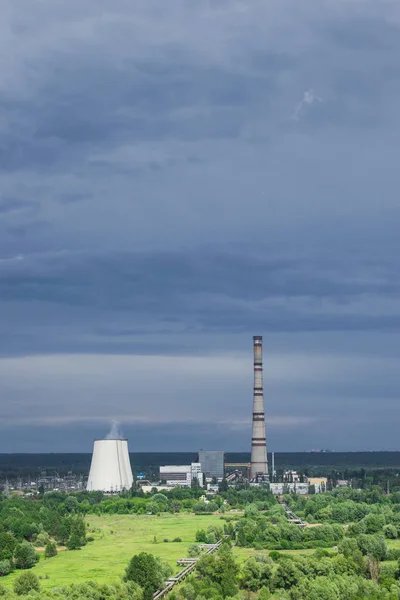 Теплоэлектростанция — стоковое фото