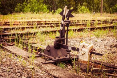 Demiryolu kavşak anahtarı