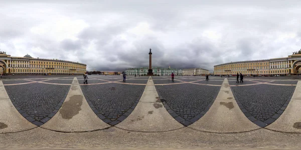 Panorama sphérique 3D avec angle de vision 360. Prêt pour la réalité virtuelle ou VR. Projection entièrement équirectangulaire. Vue sur le pilier d'Alexandrie à Palace Square. Saint-Pétersbourg — Photo