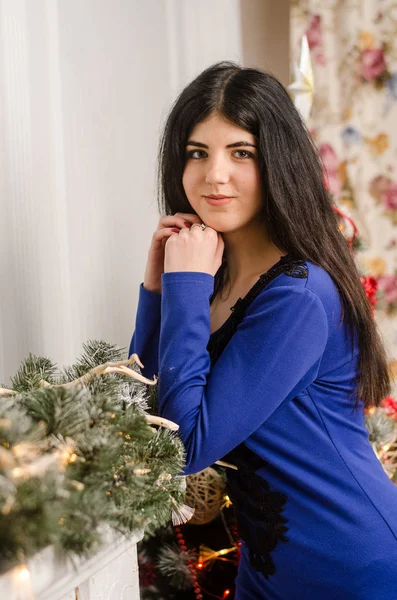 Sexy Beautiful Girl New Year Interior Snow — стоковое фото