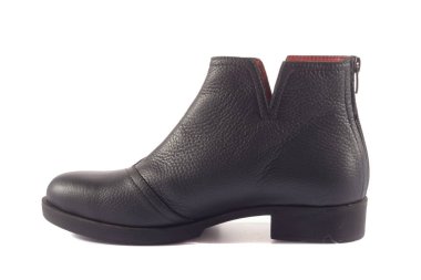 Beyaz arka planda kadın ayakkabıları