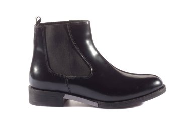 Beyaz arka planda kadın ayakkabıları