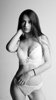 Kız iç çamaşırı beyaz arka plan üzerinde