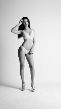 Kız iç çamaşırı beyaz arka plan üzerinde