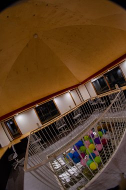 Modern daire iç mekanı, oturma odası, salon, birinci sınıf panorama, Hermitage Oteli 'nin eş dikdörtgen küresel projeksiyonunda tam 360 panorama..