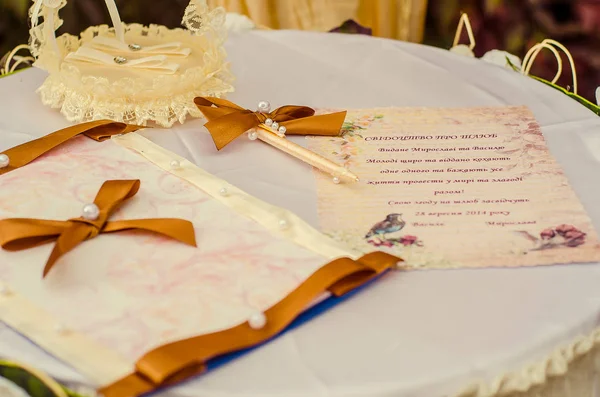 ウクライナの結婚式ウクライナルツク24.10.2014.ウクライナの結婚式の伝統. — ストック写真