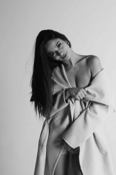 Sexy Brunette Woman Wear Fur Coat Underwear — Stock Photo, Image
