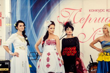 Gelin Geçidi, Lutsk Ukrayna 29 / 06 / 2014